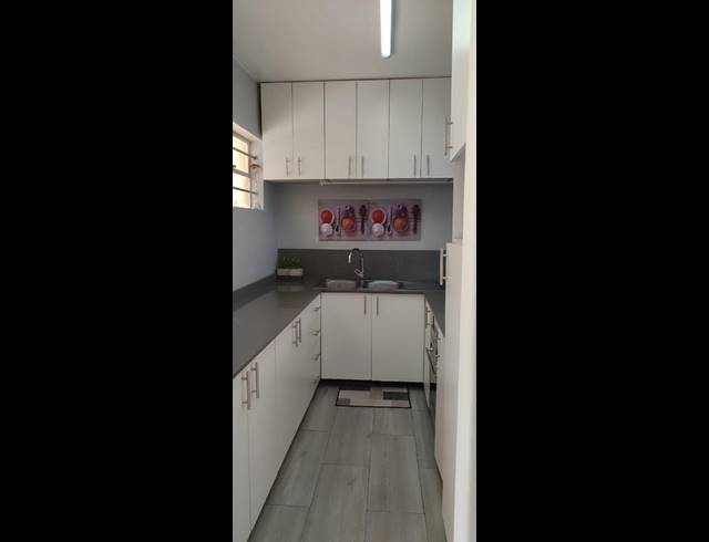 1 BEDROOM PROPERTY TO RENT IN SOUTH BEACH